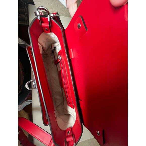 Michael Kors Manhattan Medium Leather Satche  Style 30T9SNCS6L - Picture 10 of 11